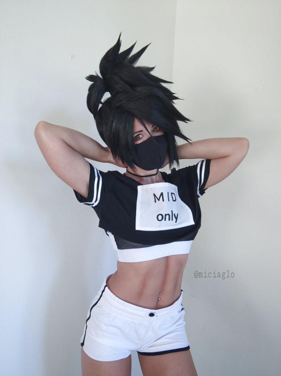 Akali Cosplay League Of Legends By Miciagl