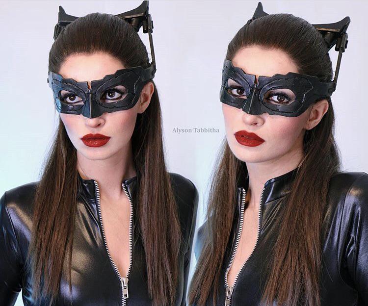 Catwoman Anne Hathaway By Alyson Tabbith
