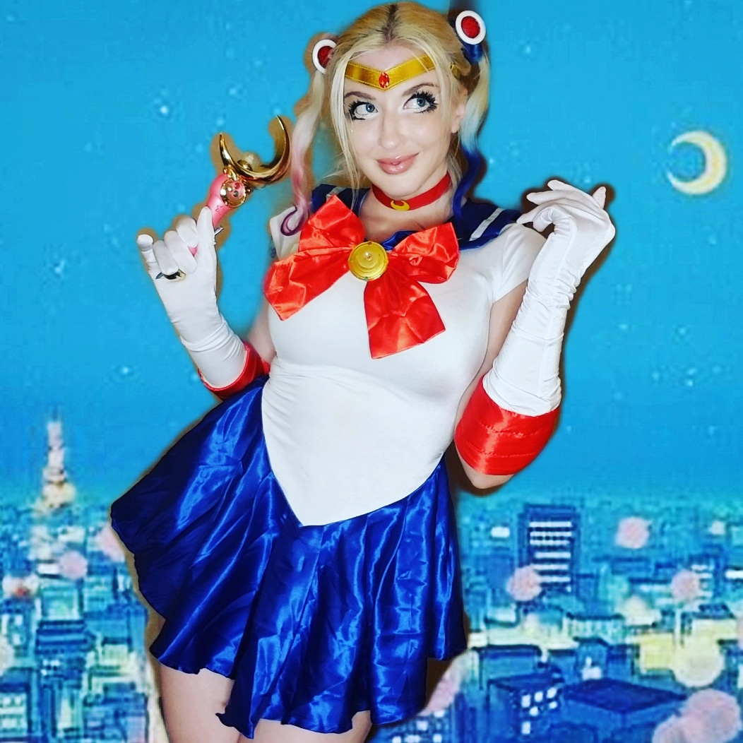 Leya Falcon As Sailor Moon Sel