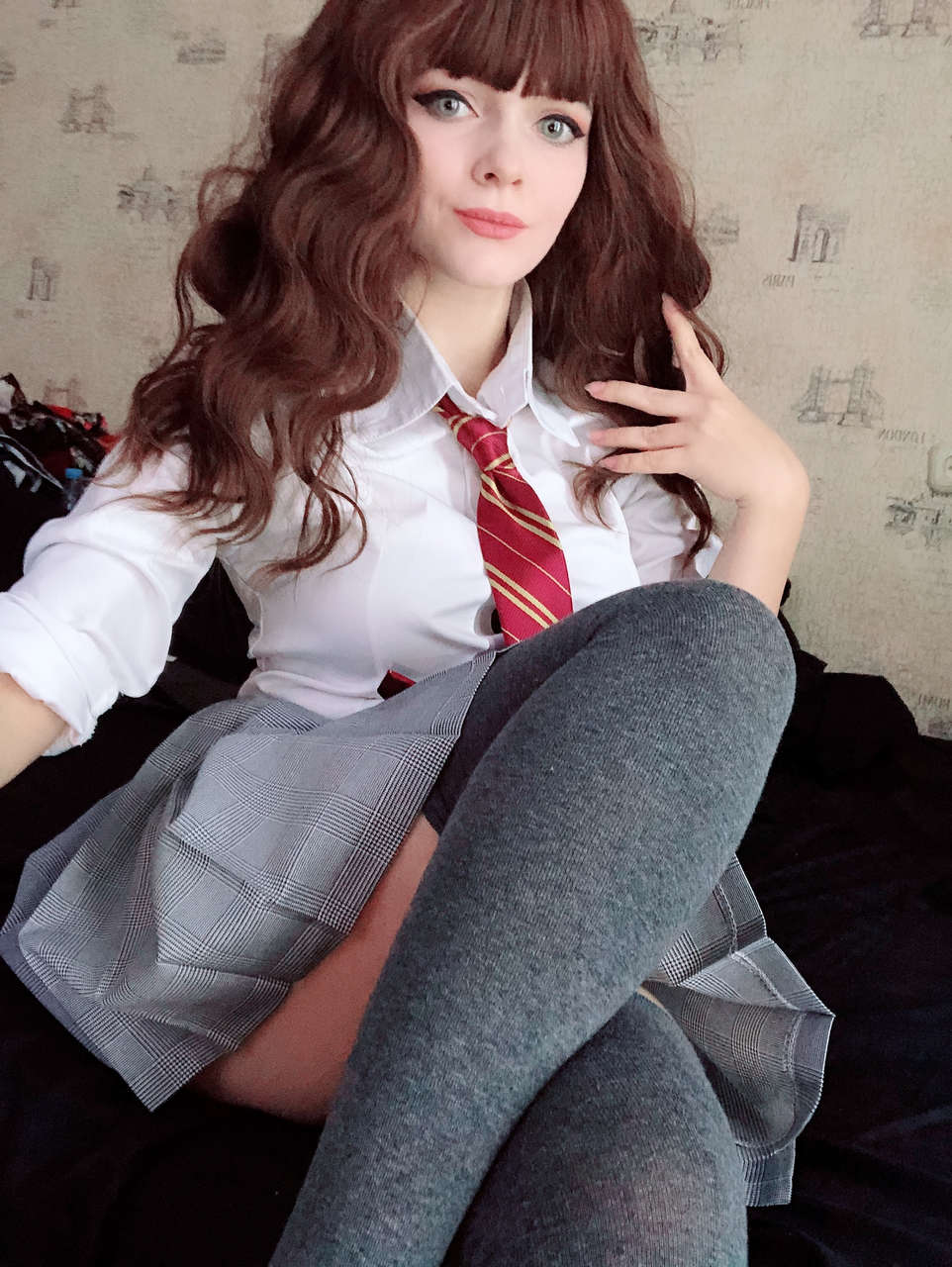 Making Some Selfies Before My Lessons Hermione Granger By Evenink Cospla