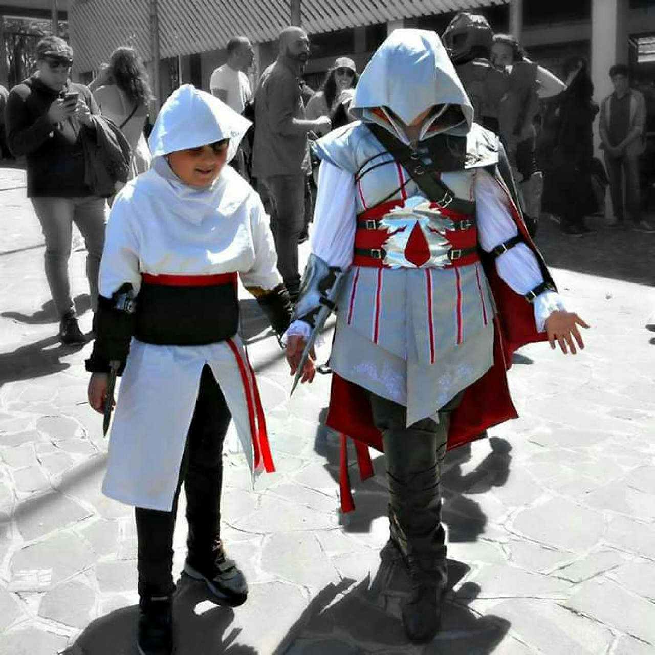 Me Cosplaying Ezio Auditore From Assassin S Creed Brotherhood Version And My Little Brother Cosplaying Altair I Had 2 Hidden Blades But Gave One To Him Sel