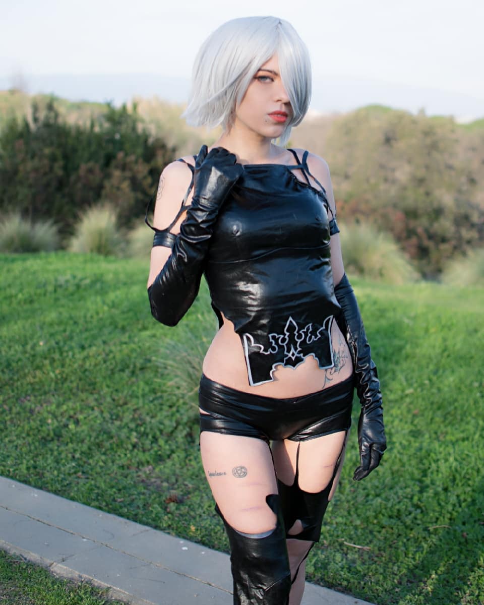 A2 By Shion Cospla