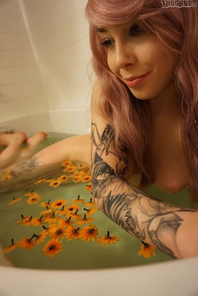 April Hylia Akawaifu Nude Sunflower
