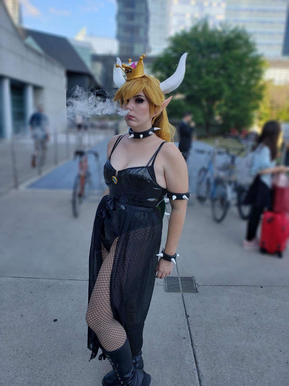 Bowsette Cosplay By Kekiakum