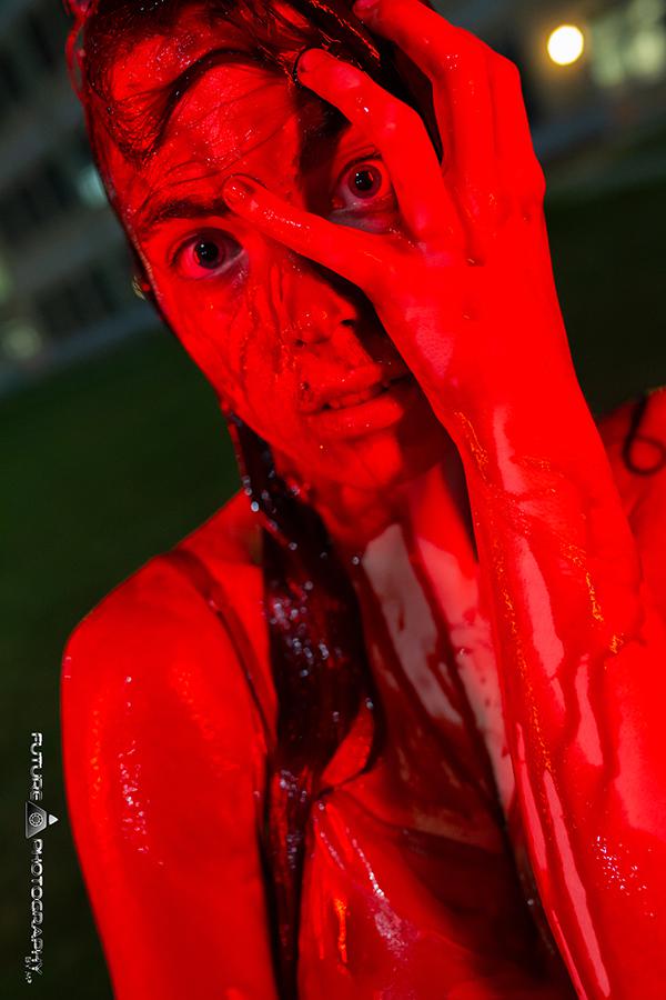 Caram3llo Cosplay As Carrie Whit