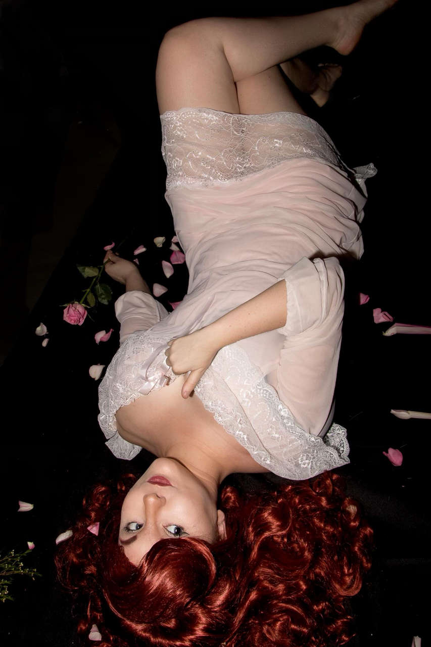 Did A Valentine Shoot With My New Ariel Cospla