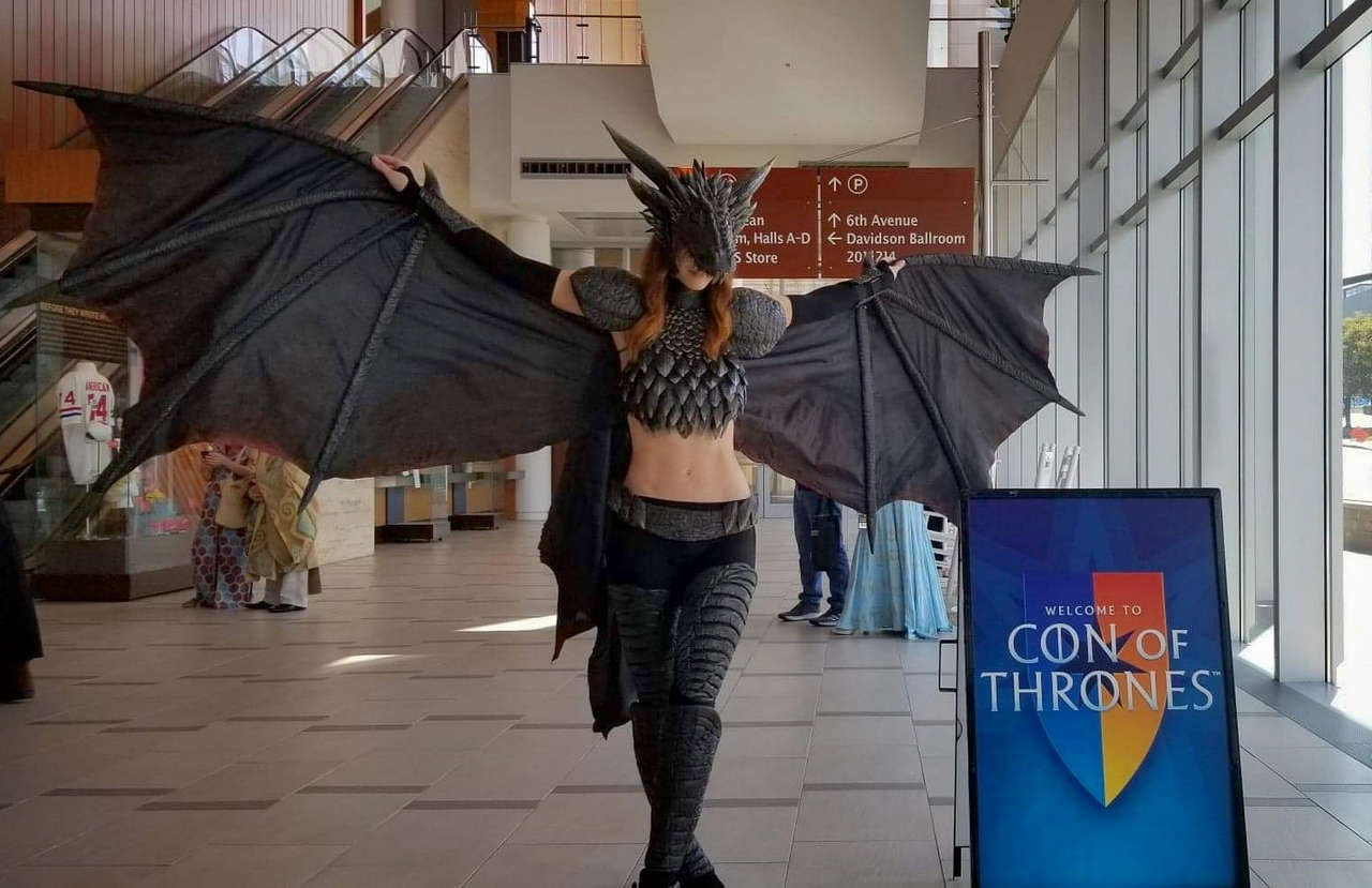 Drogon Cosplay From Game Of Throne