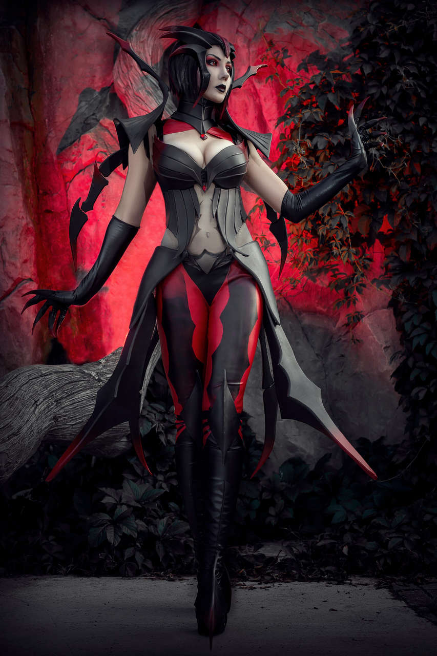 Elise The Spider Queen Cosplay By Pugoffka Photo By Hibaririn For Cosplay Idol