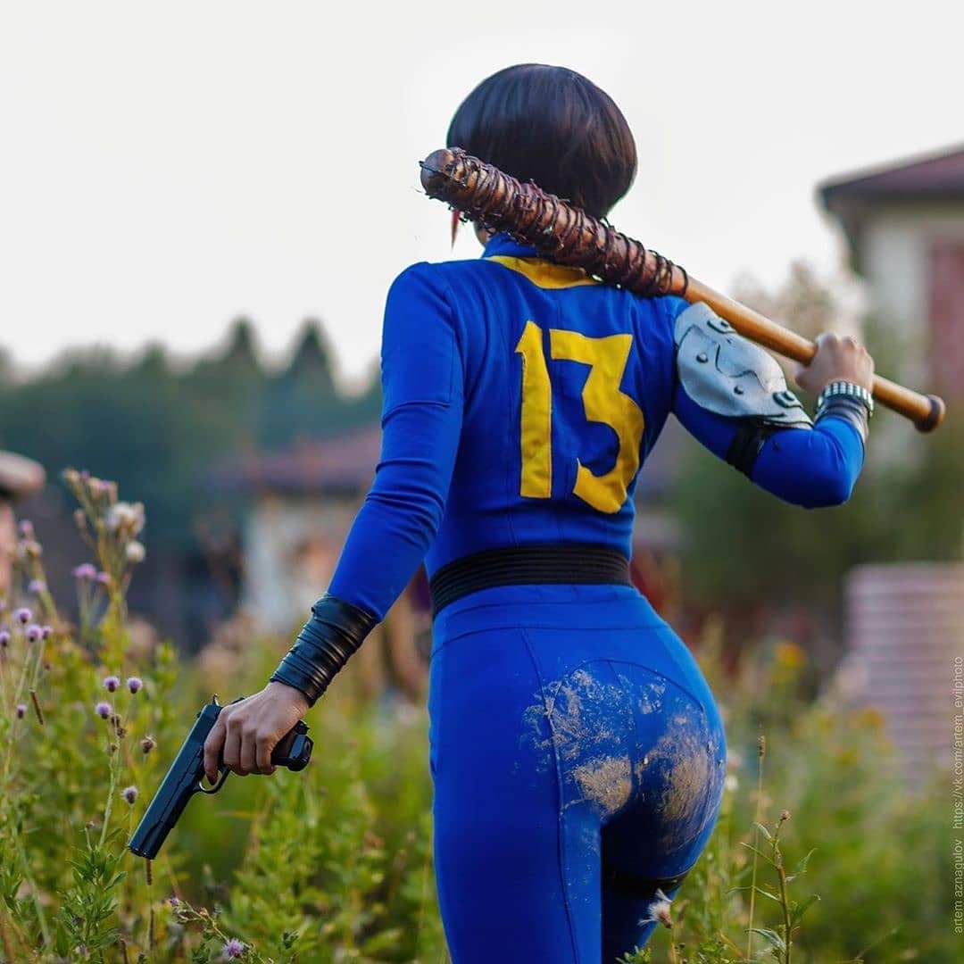 Female Survivor From Fallout Cosplayer Lei Radna Cospla