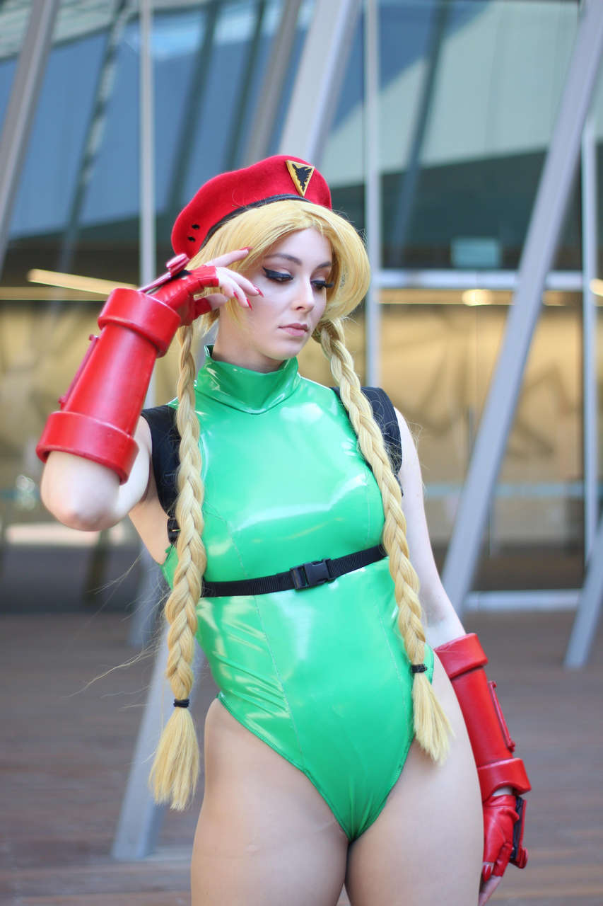 Cammy cosplay nude