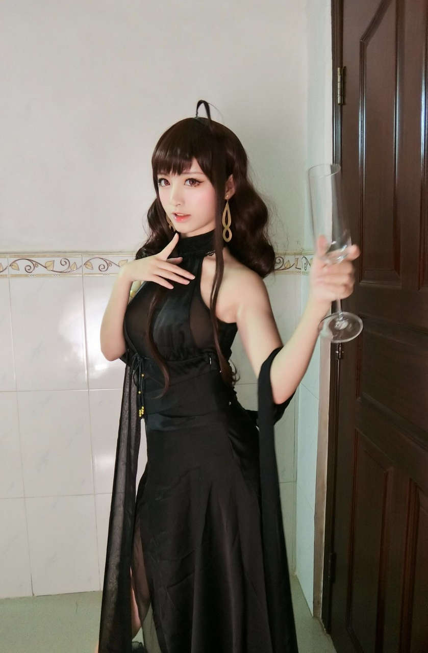 Hoshino Saori Chinese Sexy Cosplayer