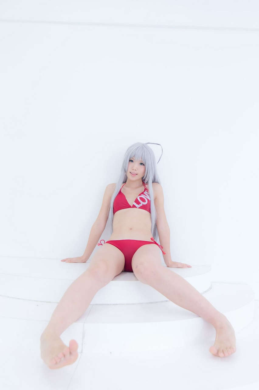 Kurasaka Kururu Creeps Rpx Weisss Bikini Disc Water Fine Erotic Images Put Together 3