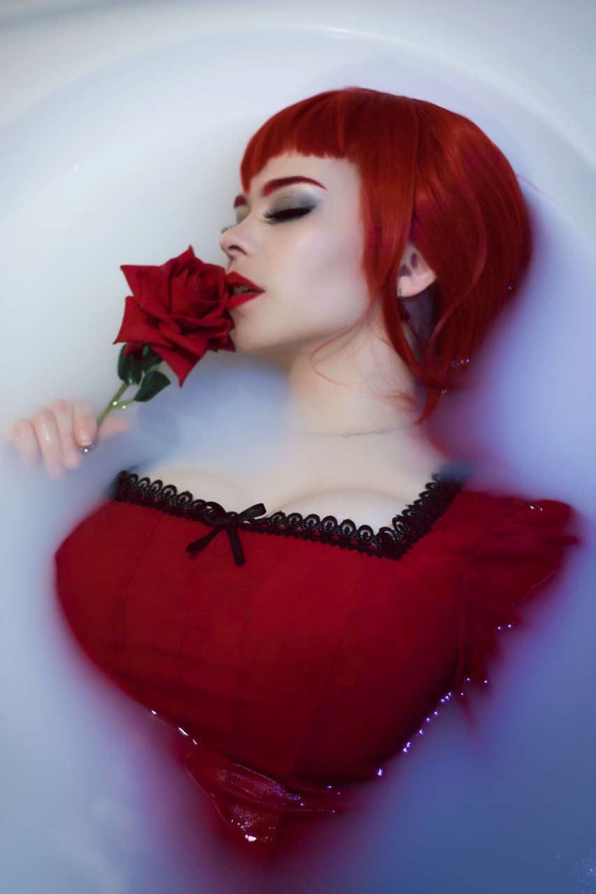 Madam Red From Black Butler By Mirasolcospla