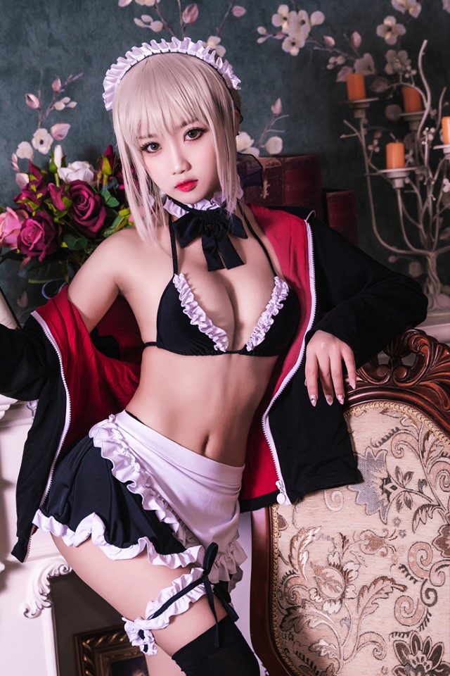 Maid Saber Alter Cosplay By Chanlyc