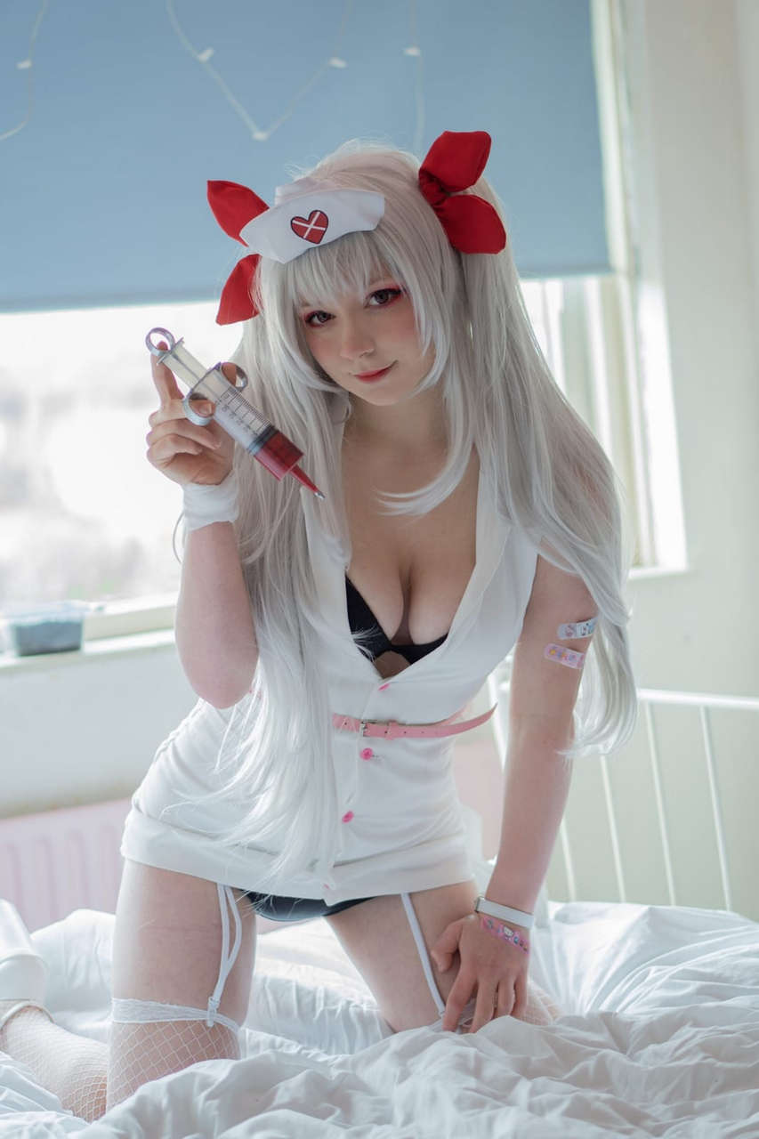 Nurse Vampire Ready To Give You Your Sho