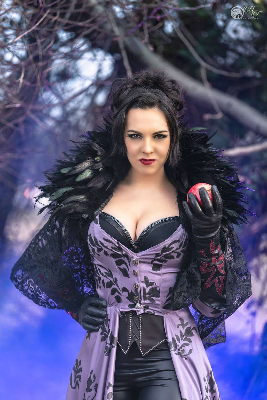 Nynshalee The Evil Queen From Once Upon A Time Photo By Marco Tramont