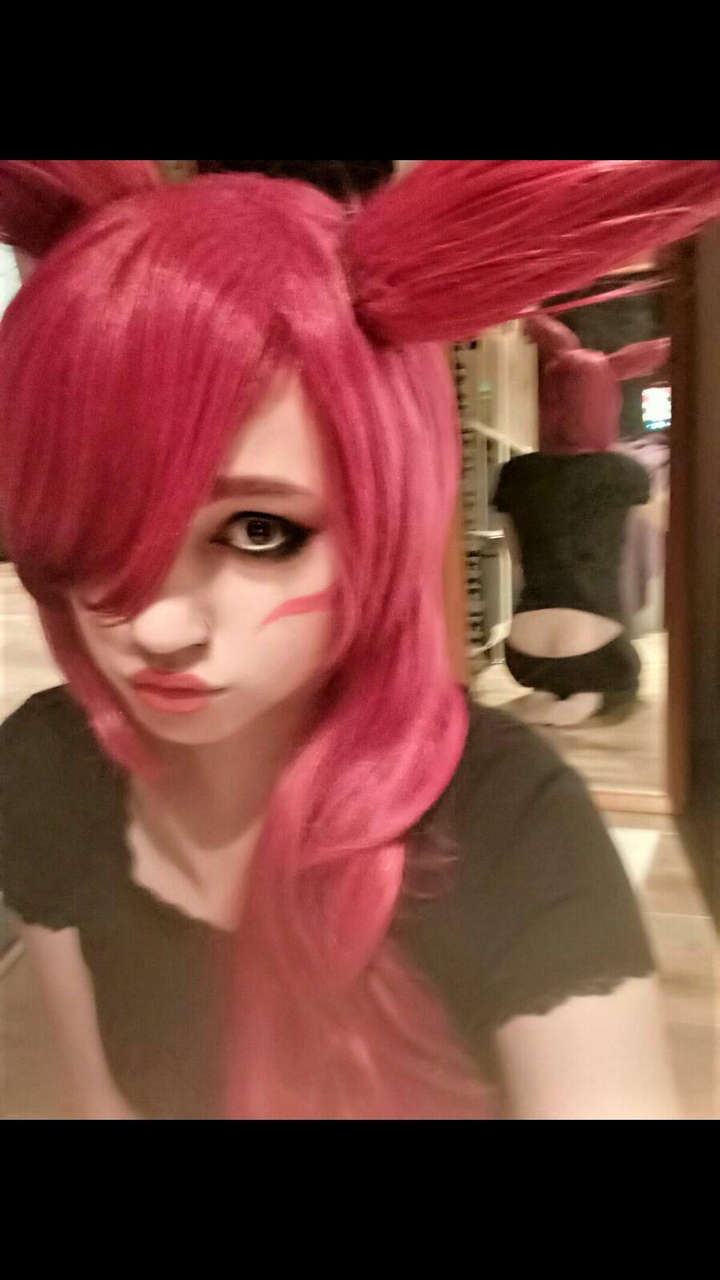 Old Xayah Pic Maid Erich