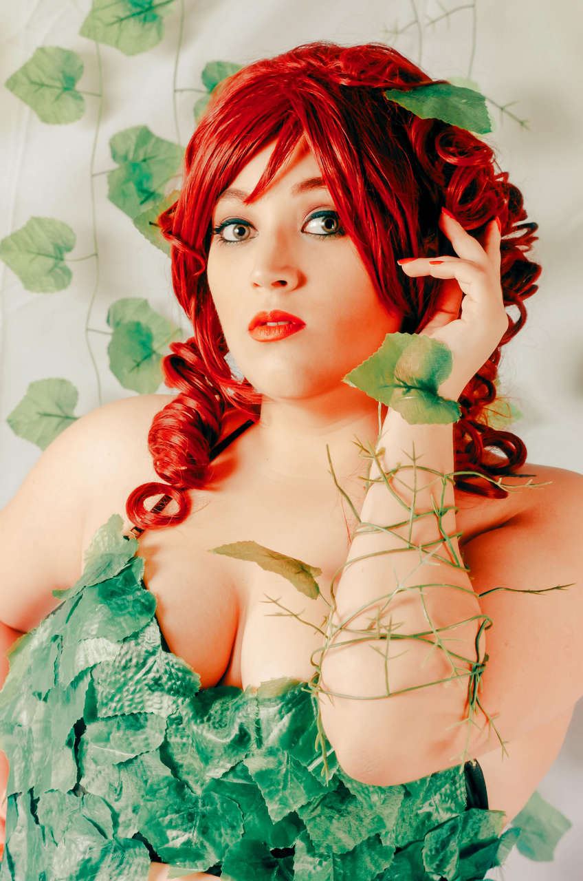 Poison Ivy By Yamizuz