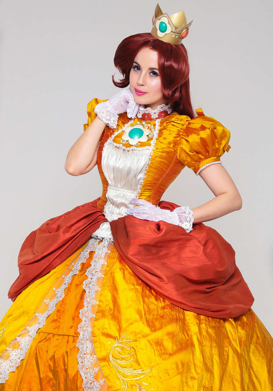 Princess Daisy By Azulette Cospla