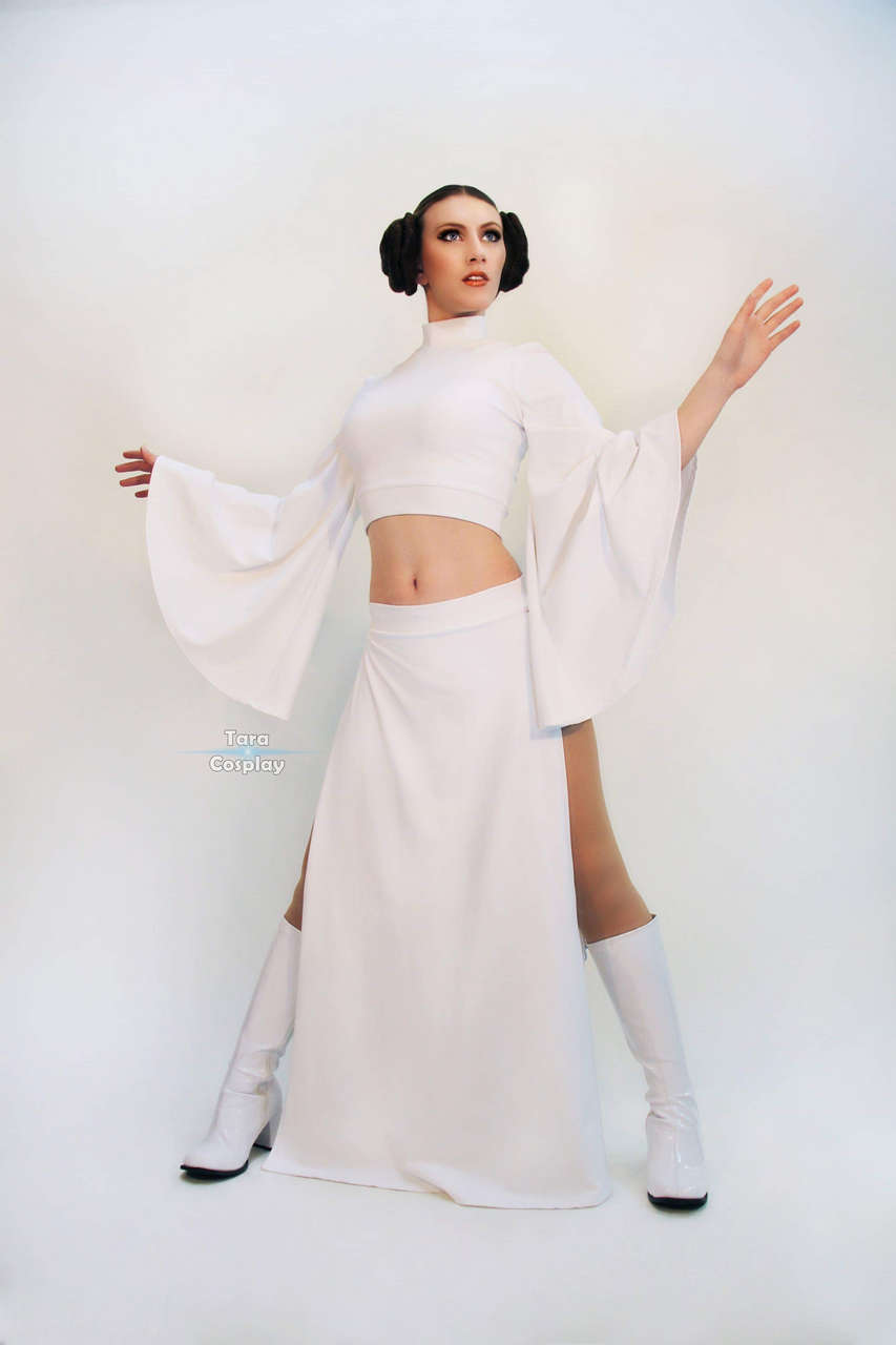 Princess Leia By Tara Cospla