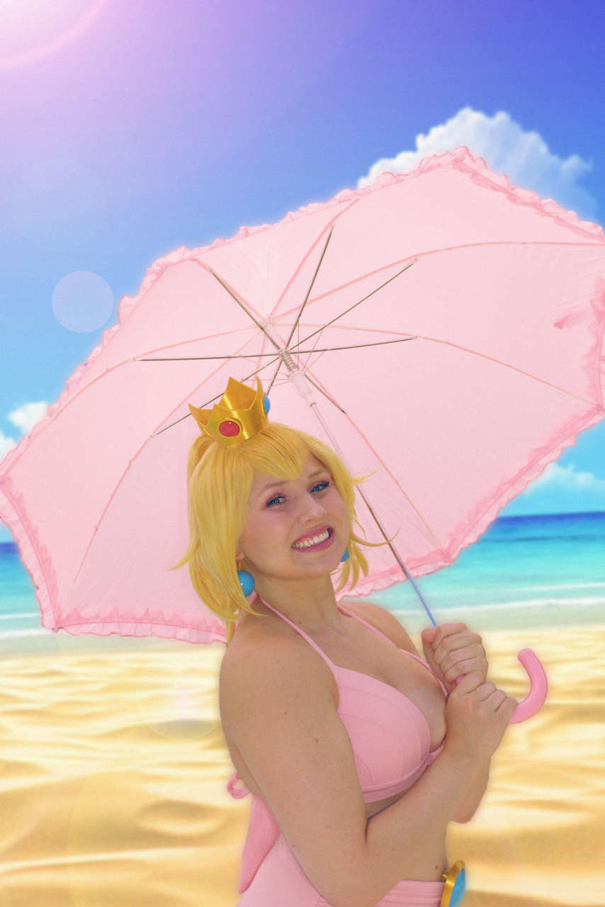 Princess Peach On Vacation By Jayy Double U Cospla