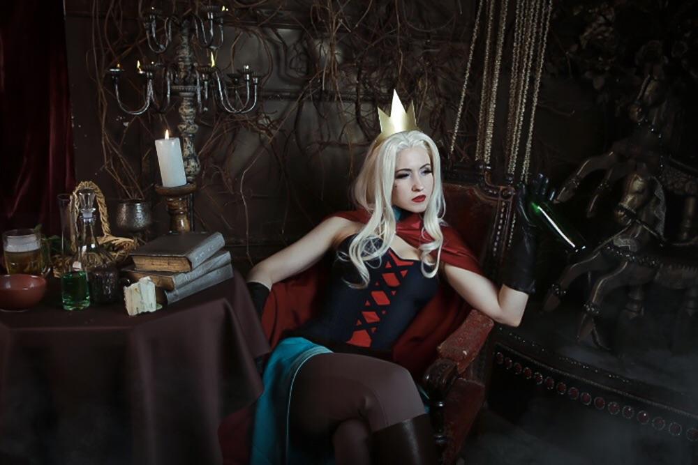 Queen Dagmar From Disenchantment Cosplay By Adelhaid Photo By Ev