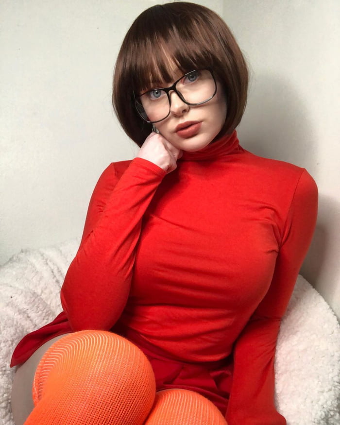 Queenofarkhamcityy As Velma Dinkle