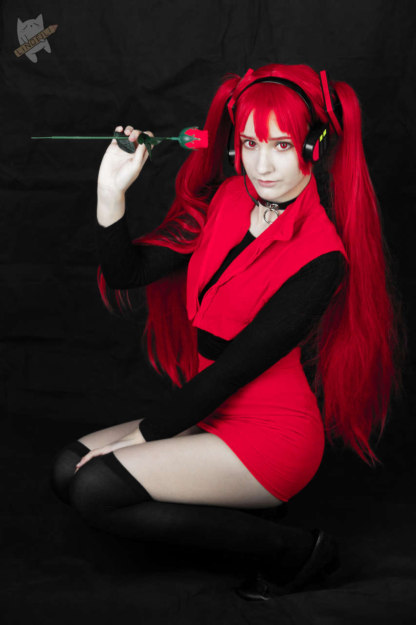 Red Miku X Meiko Vocaloid By Linofili