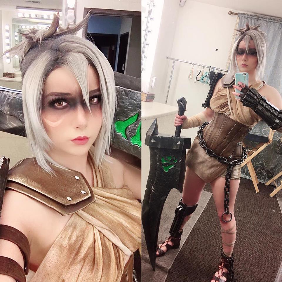Riven From League Of Legends By Akemi101xox