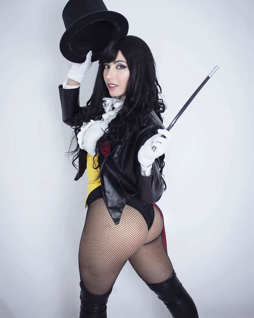 Say Hello To Zatanna By The Gorgeous Danielle Vadovell