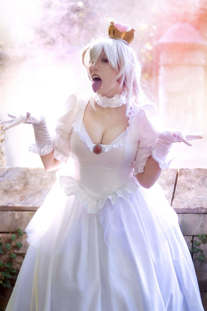 Self Booette Made And Modeled By Mira Scarle