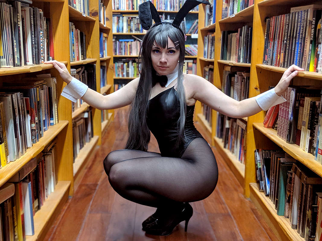 Self Bunny Girl Sakurajima Mai In The Librar