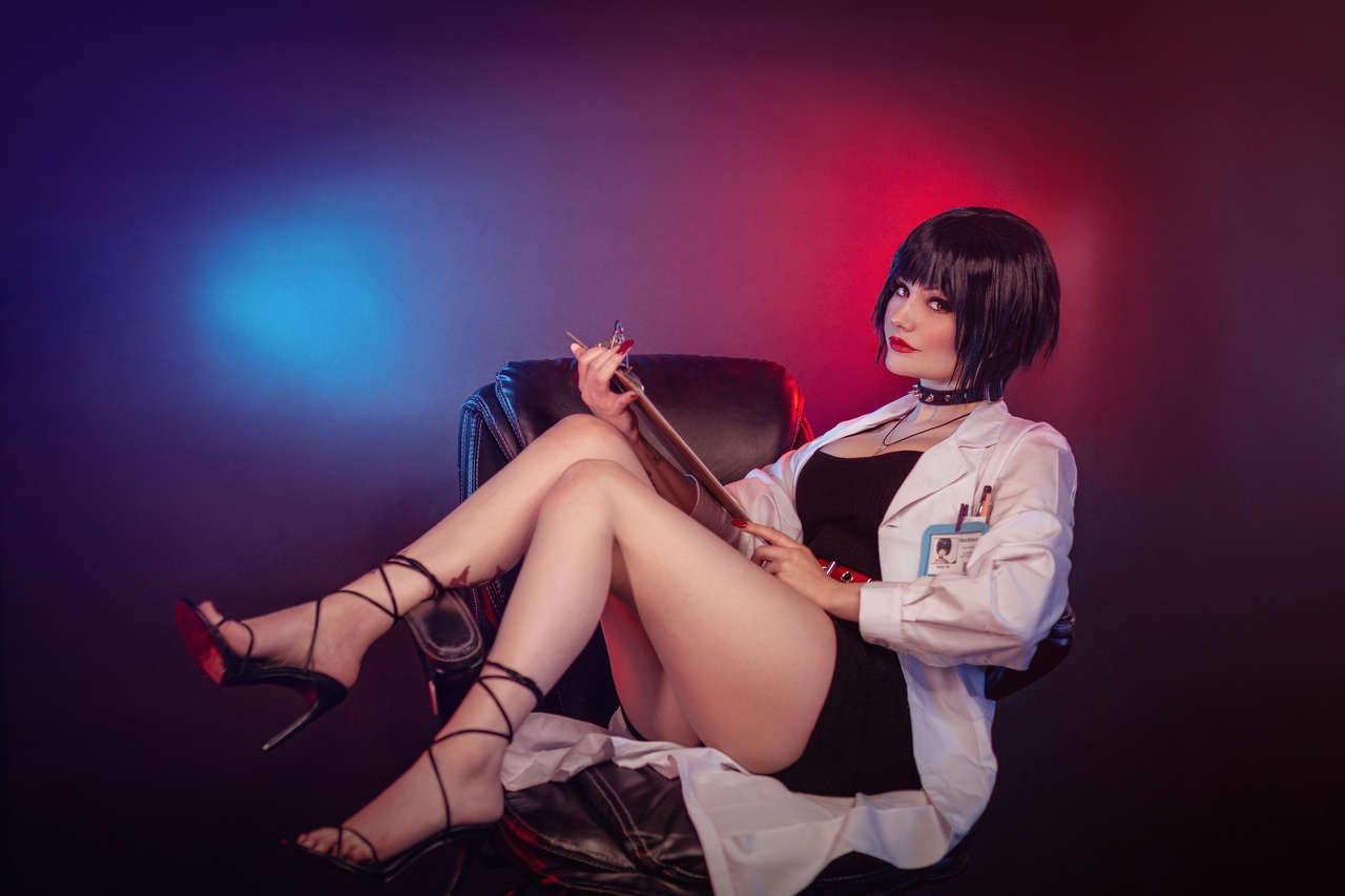Self Persona 5 Tae Takemi The Doctor Is In By Ri Car