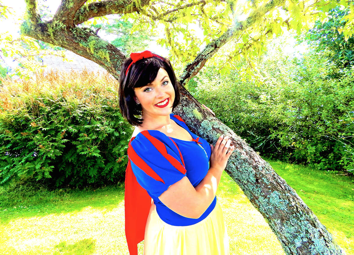 Snow White Cosplay Outfit Made From Scrap Fabric Andamp Materia