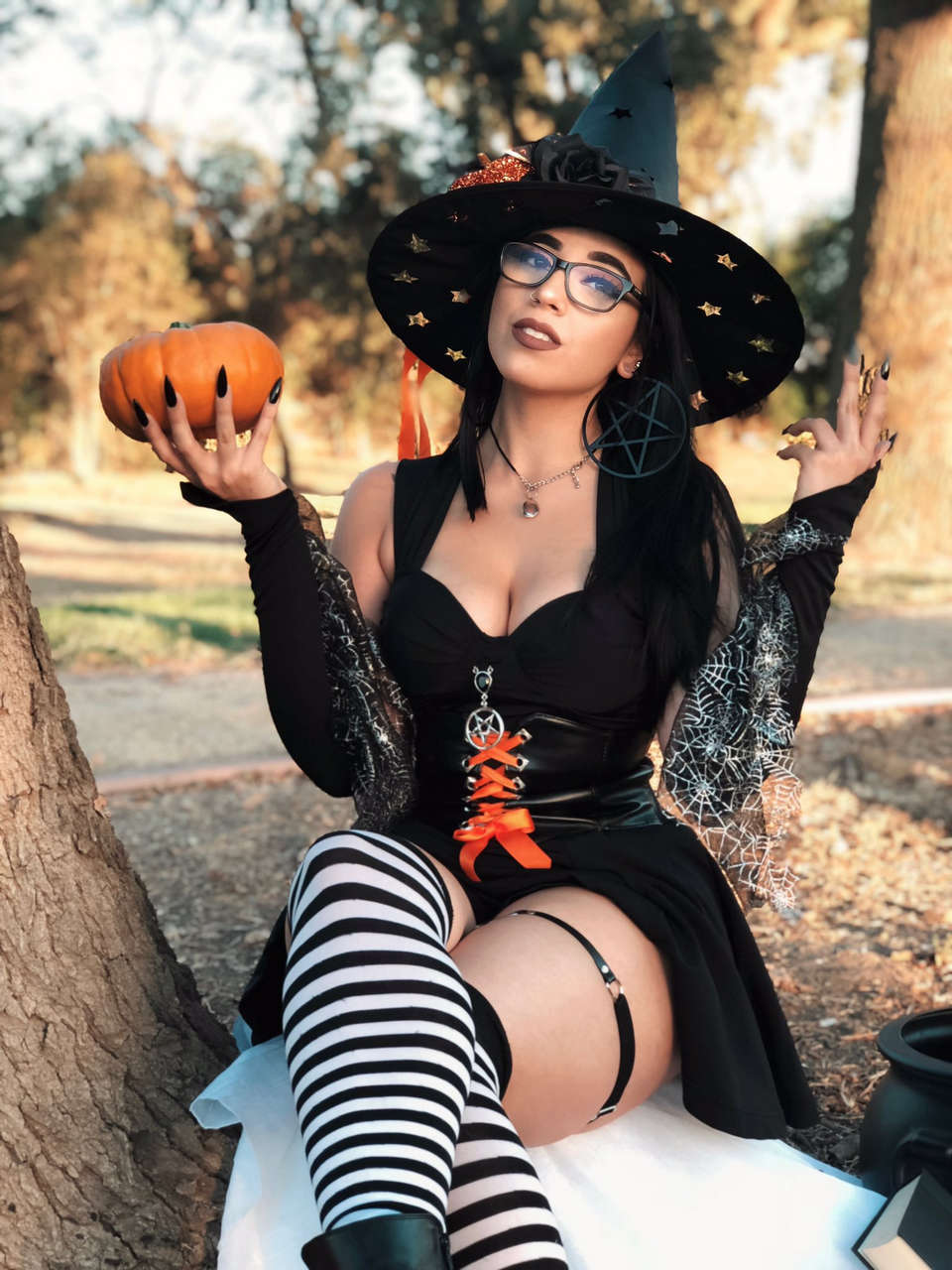 So Ready For Halloween Witch Cosplay By Bumble Be