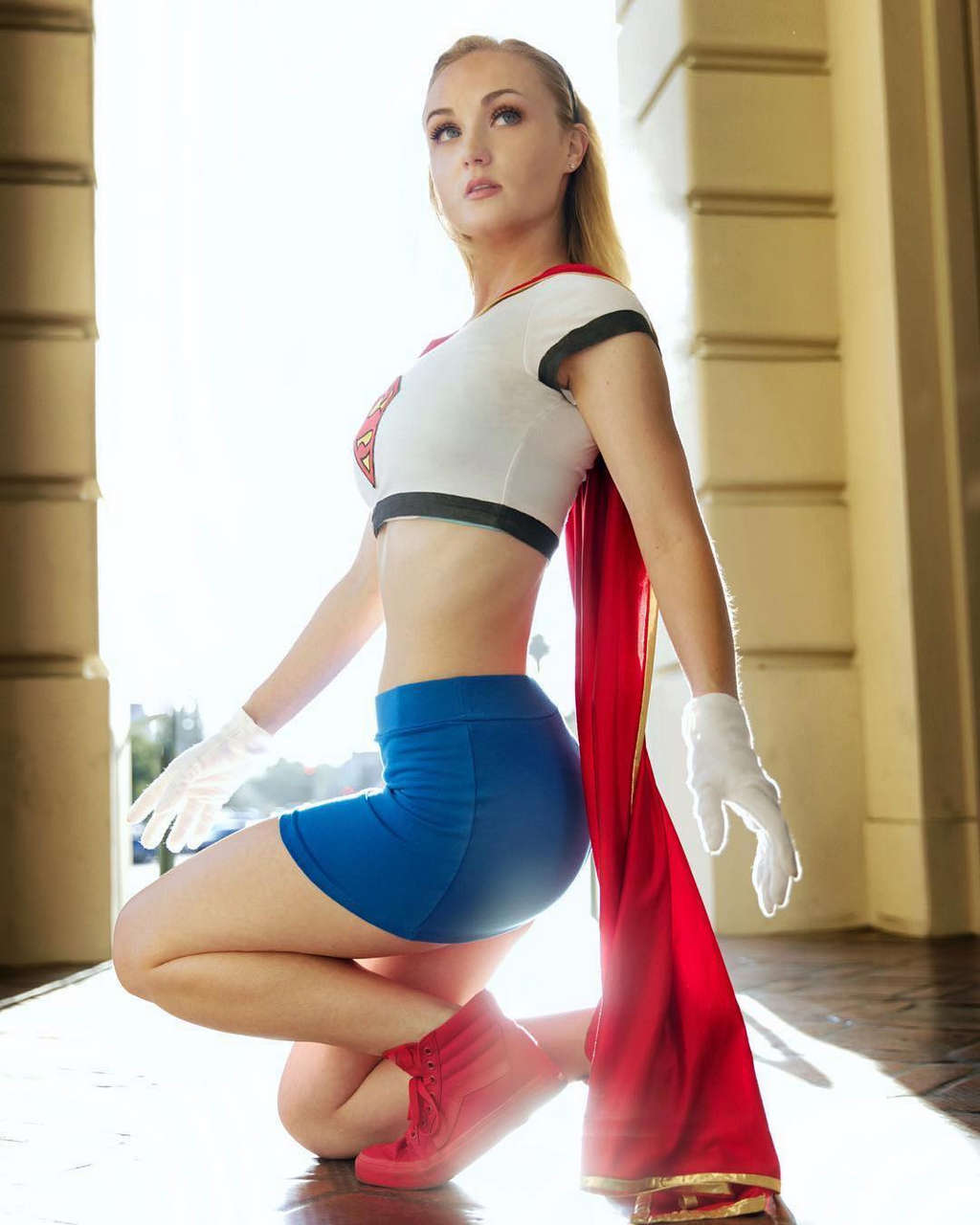 Supergirl By Tinycatkat