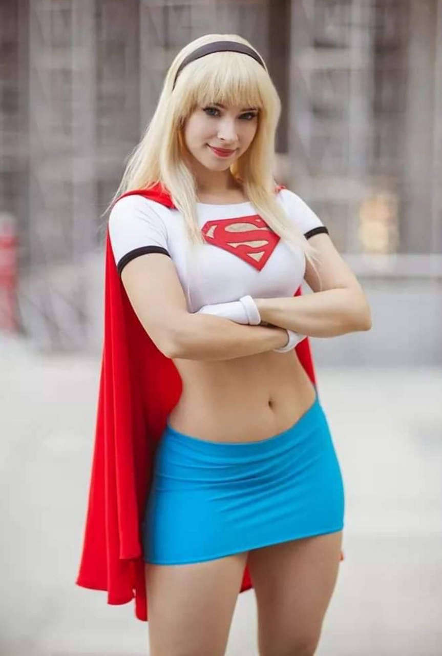Supergirl Model Enji Nigh