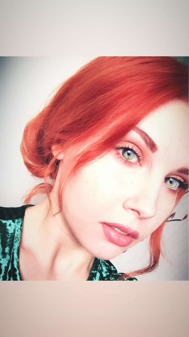 The Witcher Triss Makeup Cosplay Look Silvia 