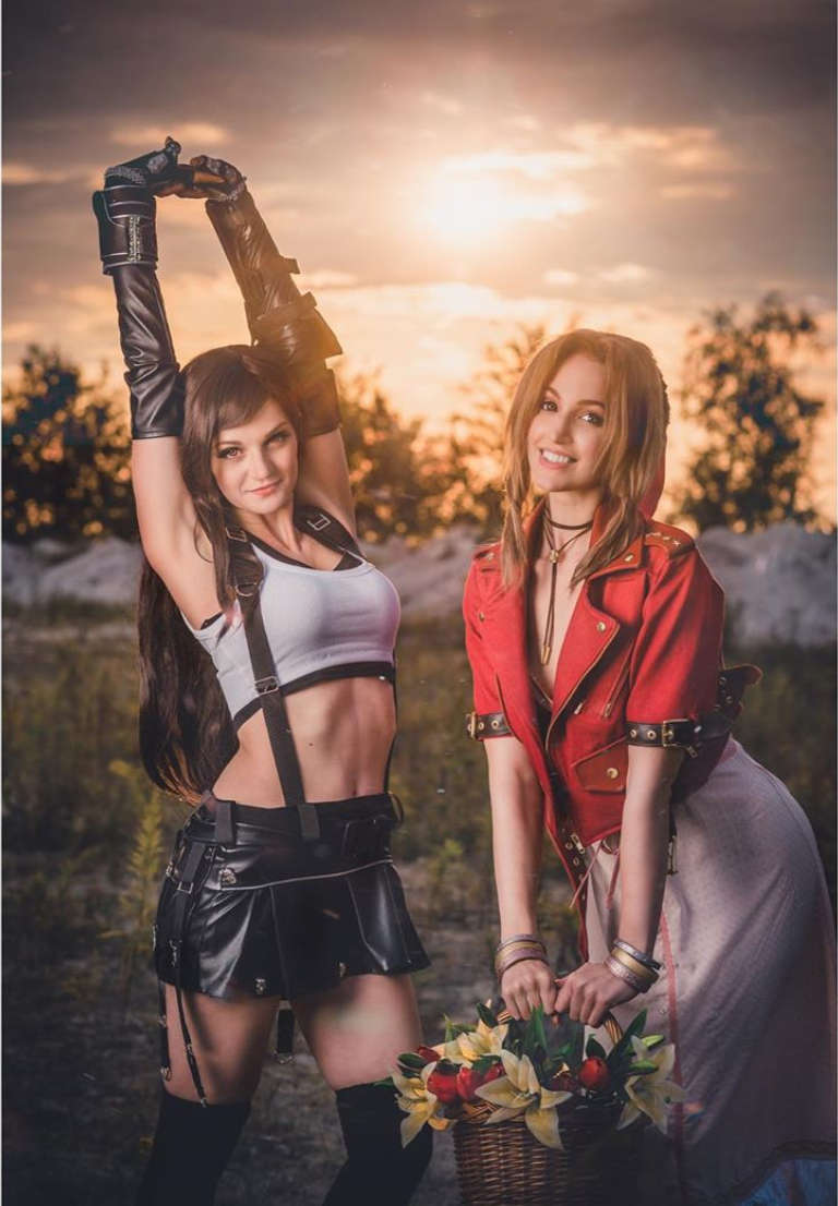 Tifa Lockhart And Aerith Cosplay By Haruhiism And Fae La Blanch