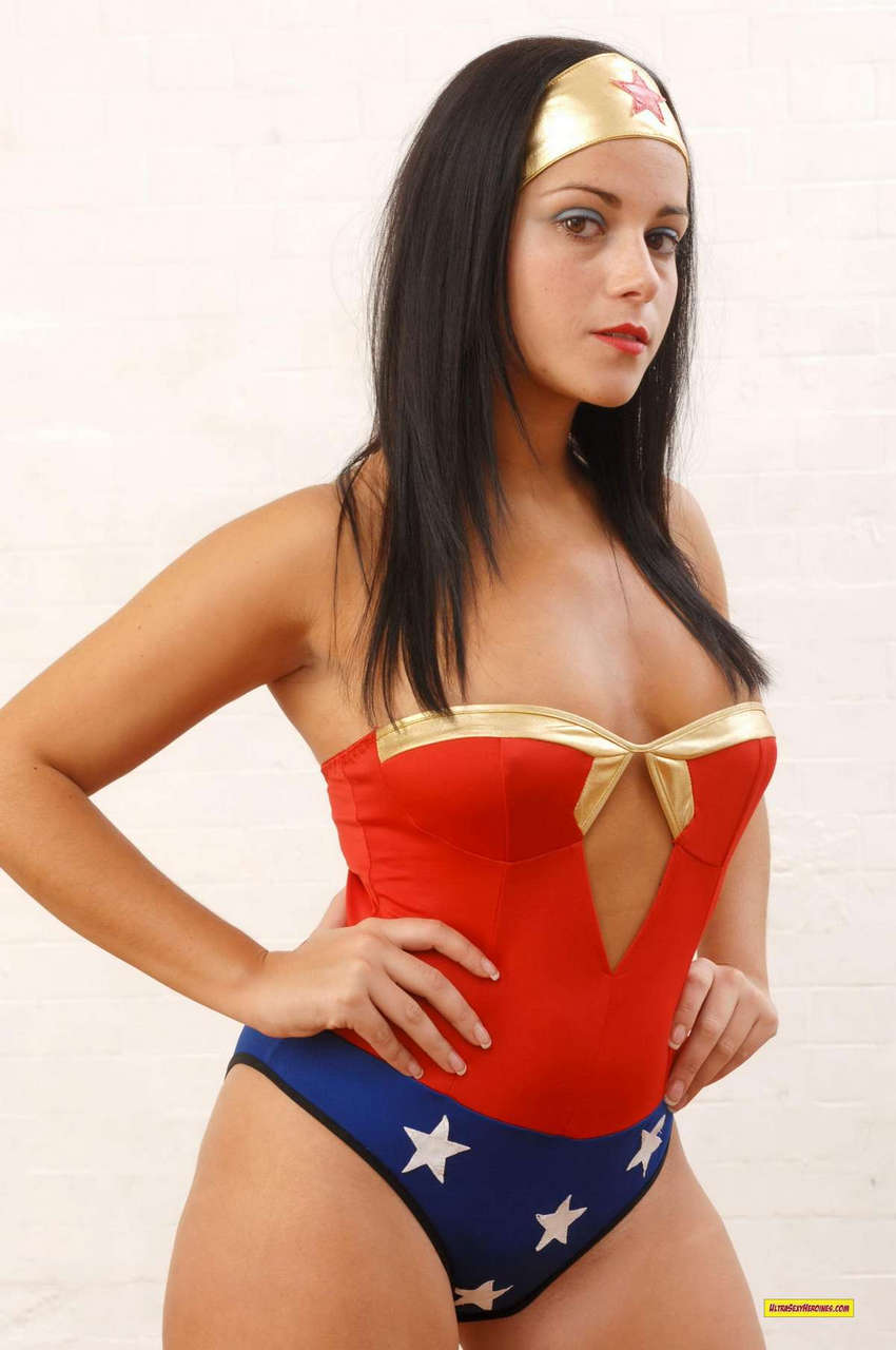 Ultrasexyheroines Super Heroine Cosplay Nude Keira