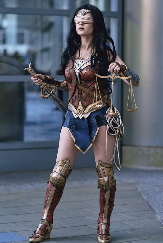 Wonder Woman By Hendoar