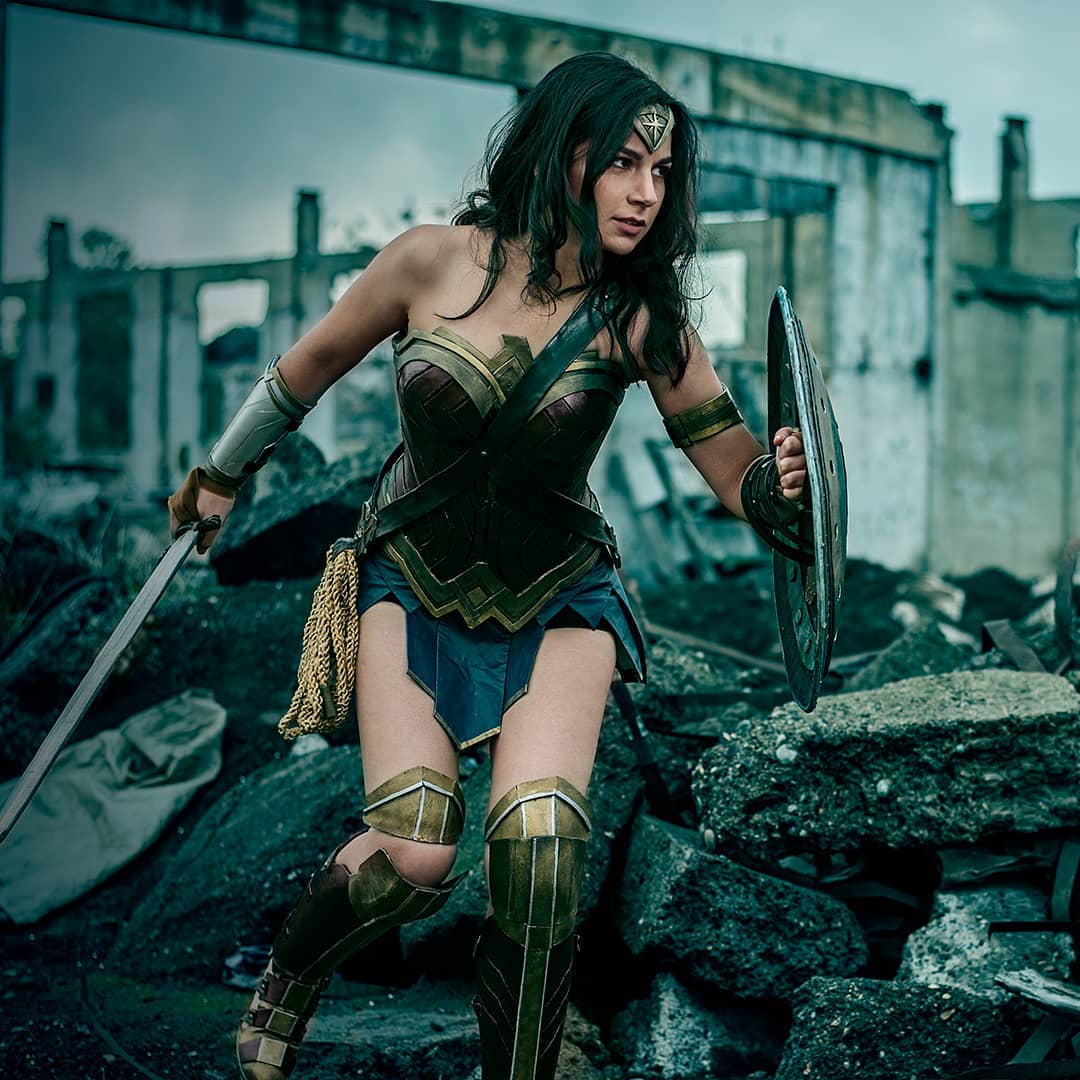 Wonder Woman By Rociocosplayer Tw Andamp Ig Muzcosphotoplay I