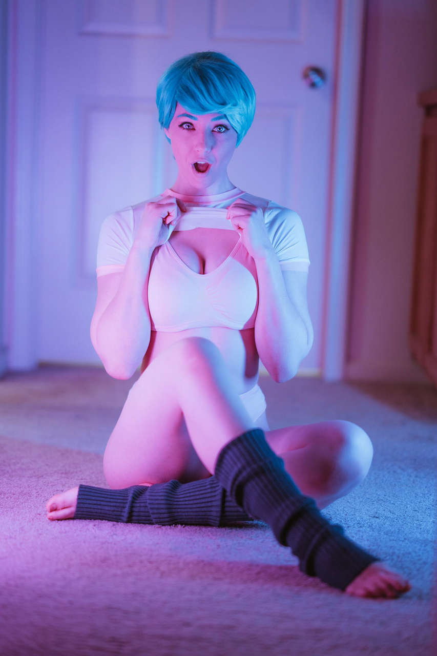 Workout Bulma Surprise Cosplayer Feisty Vee Photographer The Cynikal Sel