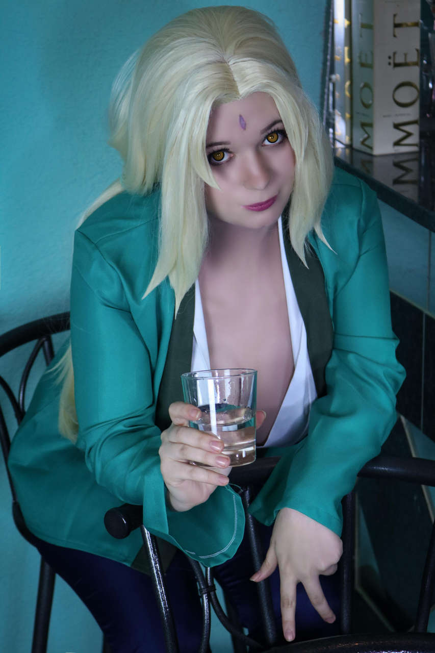 Would You Buy Tsunade A Drink By Lysand
