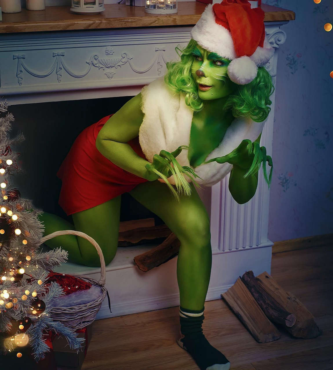 Wouldnt Mind This Grinch Showing Up On Christmas By Jannet Incospla