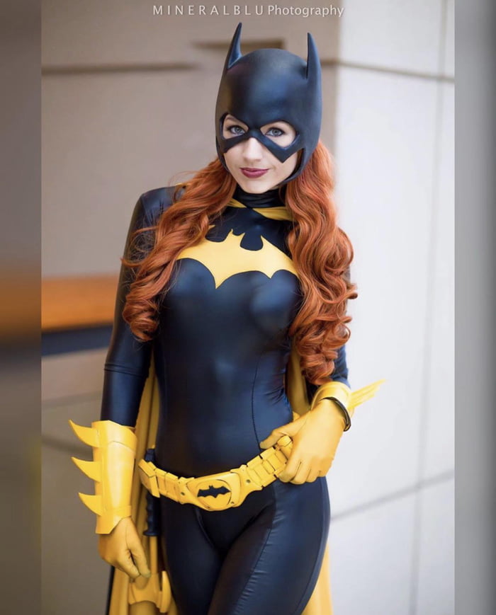 Batgirl Amanda Lynne 0
