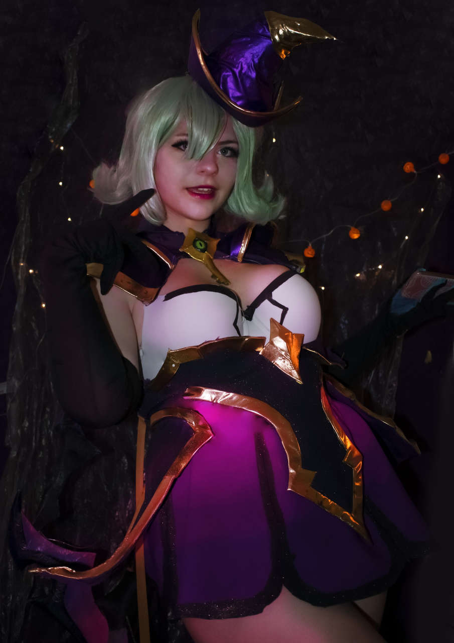 Bewitching Elise From League Of Legends B