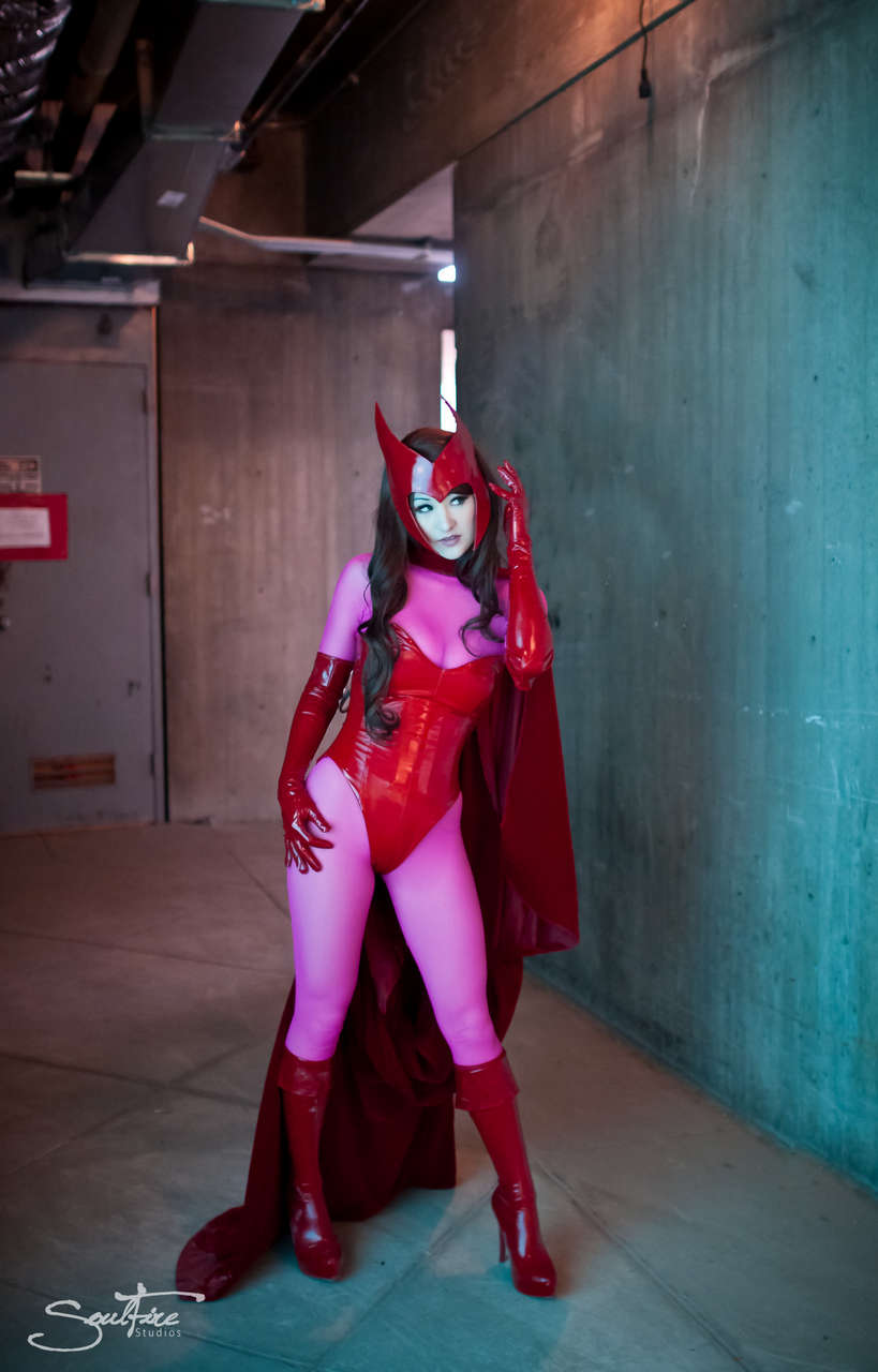 Browsethestacks Scarlet Witch Cosplayed By