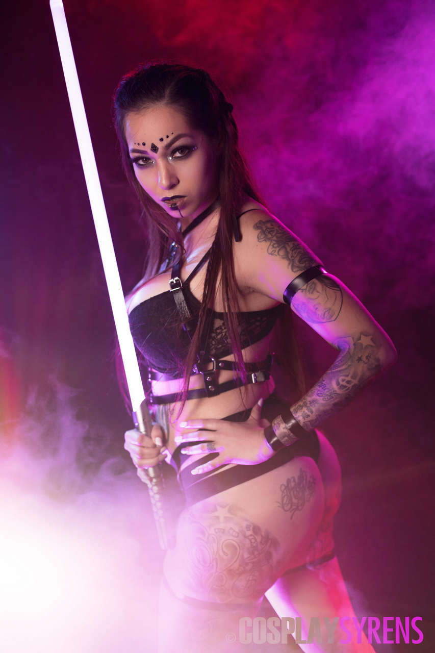 Cosplay Syren Ayann As A Sith May The 4th Be Wit