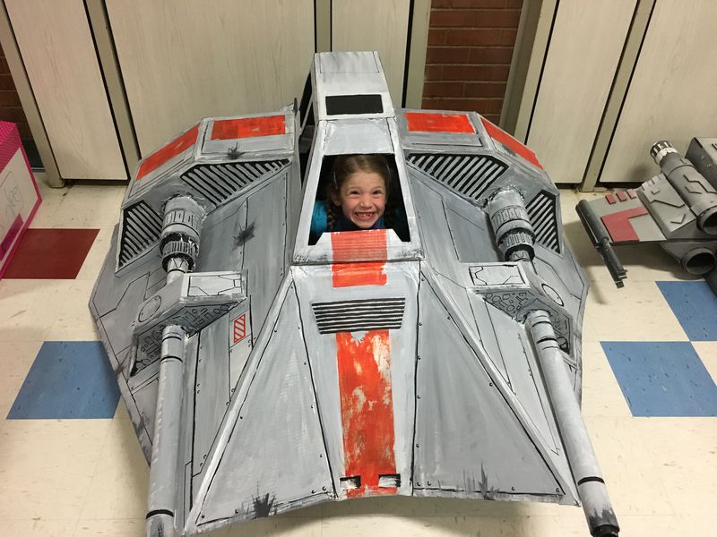 Dad Built A Kickass Star Wars Ship Out Of Cardboard For His Daughter 